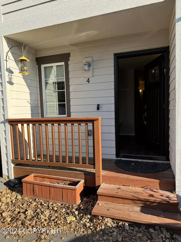 655 E 79th AVE #4, Anchorage, AK 99518