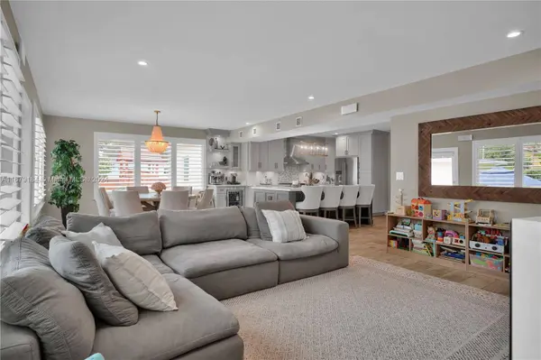 801 Swan Ave, Miami Springs, FL 33166