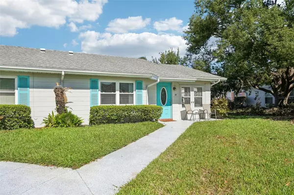 401 DE GRASSE PL #10, Sun City Center, FL 33573