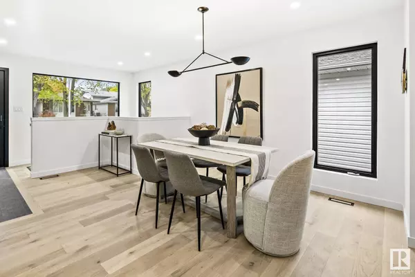 9942 78 ST NW, Edmonton, AB T6A 3C9