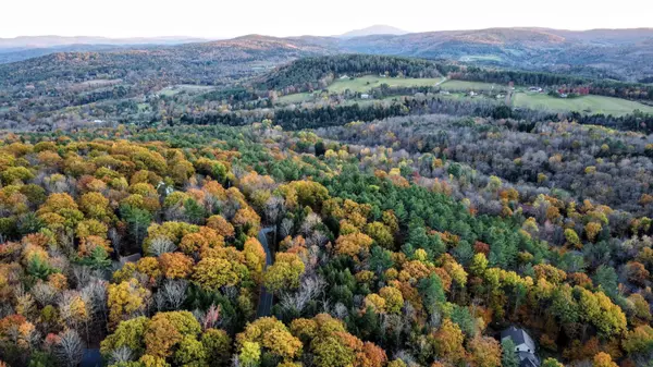 6 Baker Turn, Hartford, VT 05059