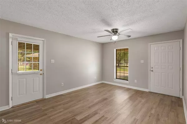 7776 Longbow Lane, Shreveport, LA 71107