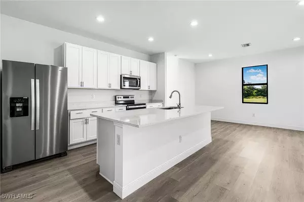 3023 NE BEECHWOOD CIR, Labelle, FL 33935