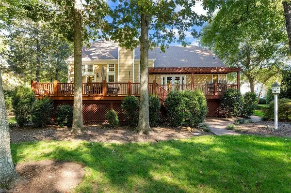 1507 Saint Andrews DR, Mebane, NC 27302