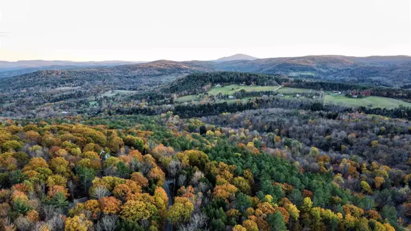 6 Baker Turn, Hartford, VT 05059