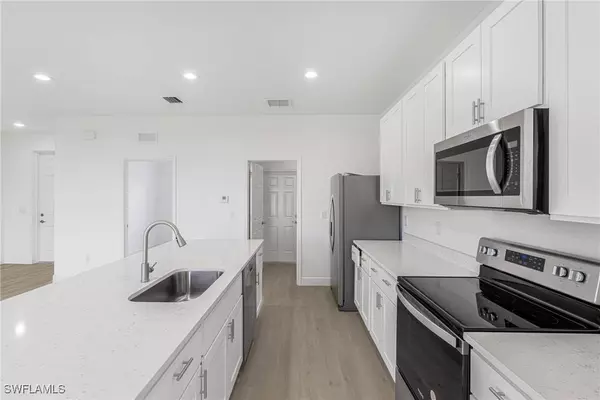 3023 NE BEECHWOOD CIR, Labelle, FL 33935