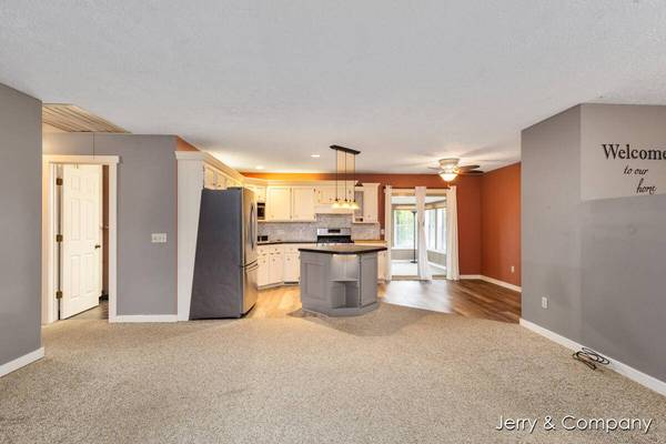 3332 Cornerstone Lane, Holland, MI 49424