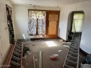 1197 Belvedere AVE SE, Warren, OH 44484