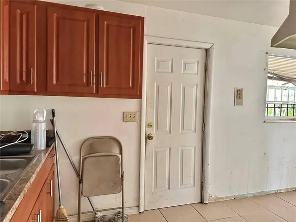 1085 LINCOLN TER, Winter Garden, FL 34787