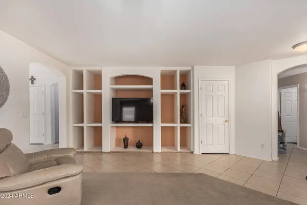 12630 W VERDE Lane, Avondale, AZ 85392