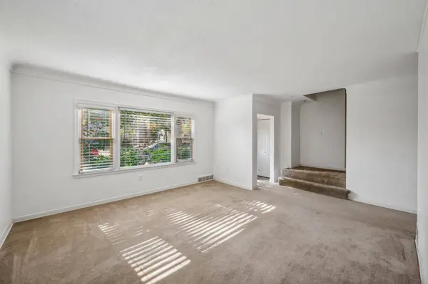 905 Clear AVE, Saint Paul, MN 55106