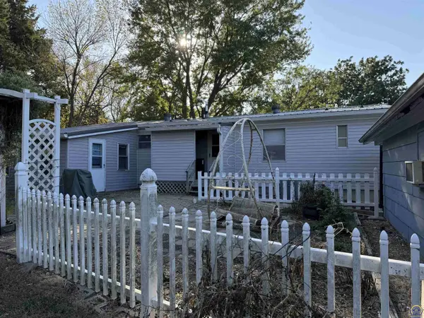 32125 Vera RD, Paxico, KS 66526