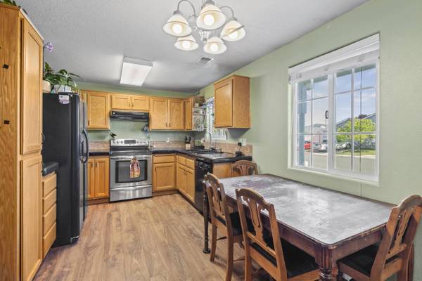 7723 Wilson WAY, White City, OR 97503