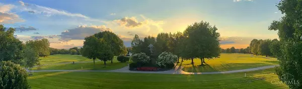 442 Yankee Trace Dr, Centerville, OH 45458