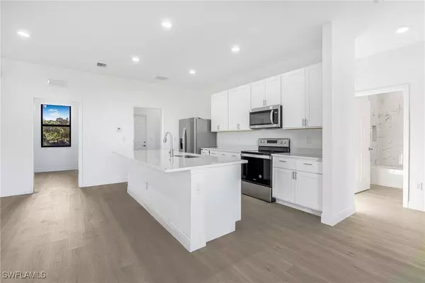 3023 NE BEECHWOOD CIR, Labelle, FL 33935