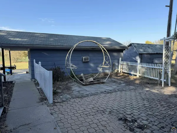 32125 Vera RD, Paxico, KS 66526