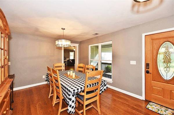 1581 Darby Ford CT, Ball Ground, GA 30107