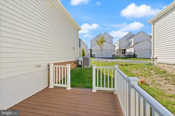 23199 GLENWOOD HEIGHTS CIR, Brambleton, VA 20148