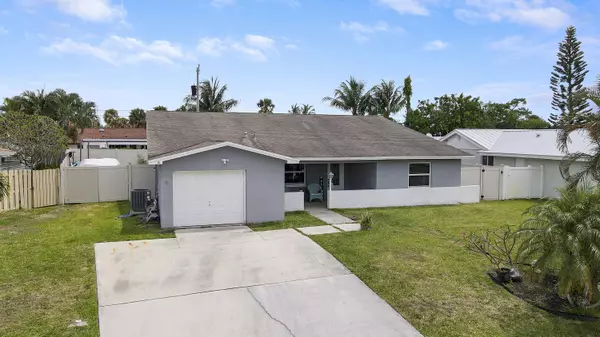 9714 Bluebell ST, Palm Beach Gardens, FL 33410