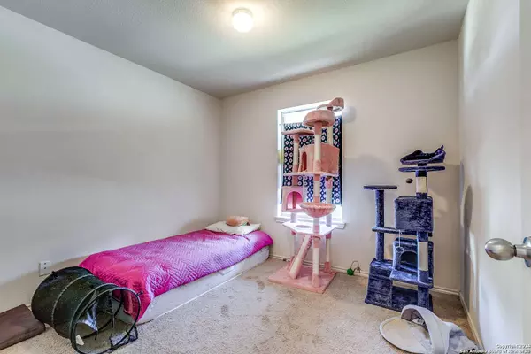 9802 MARBACH CYN, San Antonio, TX 78245-1695