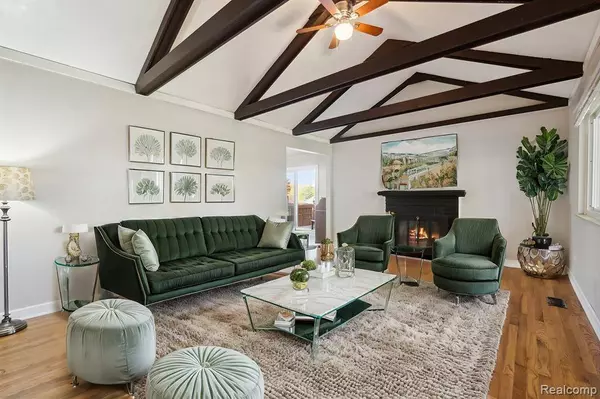 5100 GLEN COVE Lane, Grand Blanc, MI 48507