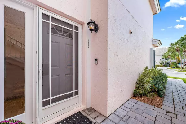 3905 N Fairway DR, Jupiter, FL 33477