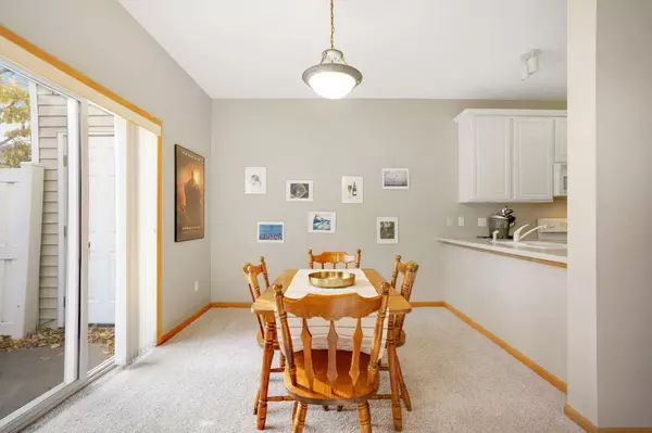 17608 Hackberry CT, Eden Prairie, MN 55347