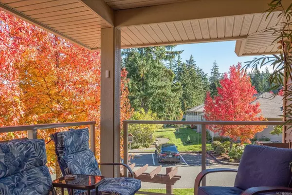 4442 Hedgestone Pl #202, Nanaimo, BC V9T 6H5