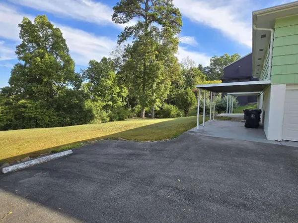 1421 Millbro CIR, Chattanooga, TN 37412