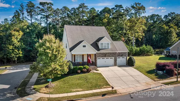 1203 39th AVE NE, Hickory, NC 28601