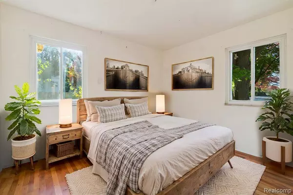 5100 GLEN COVE Lane, Grand Blanc, MI 48507