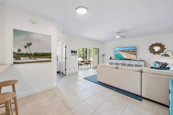 3905 N Fairway DR, Jupiter, FL 33477