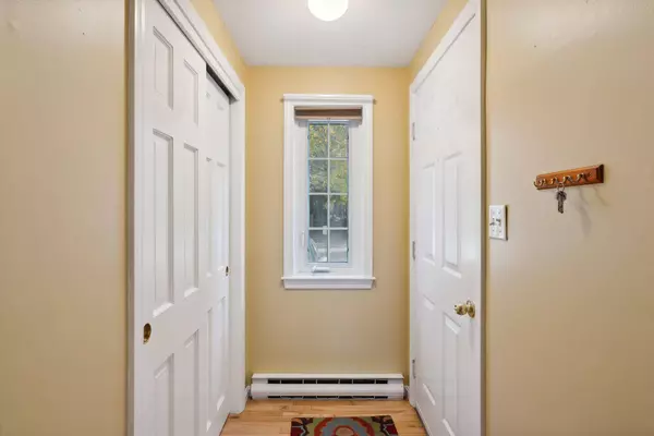 21 Valley ST #12, South Portland, ME 04106