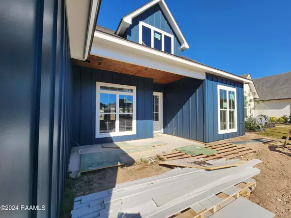 303 Decatur Lane, Lafayette, LA 70503