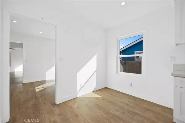 219 8th ST, Bakersfield, CA 93304