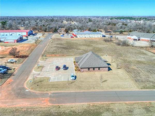 14617 NE 20th Street, Choctaw, OK 73020