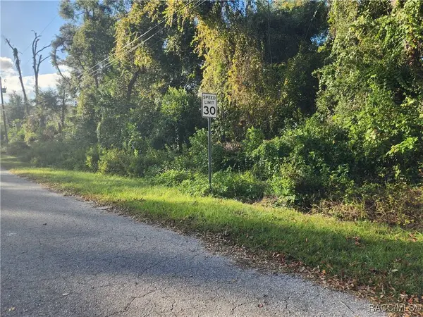 6575 E Wingate ST, Inverness, FL 34452