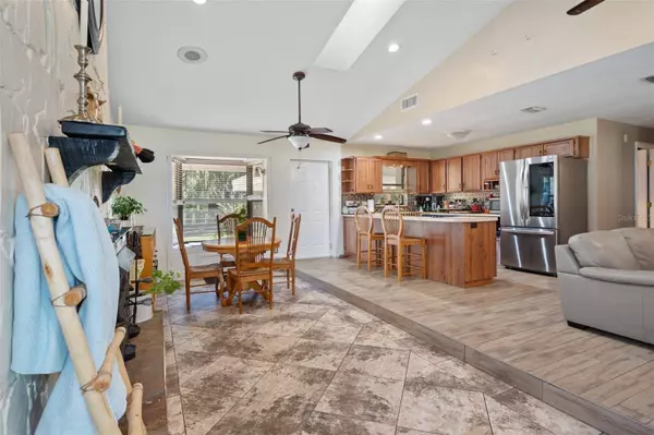 2412 S CREASON TER, Inverness, FL 34452