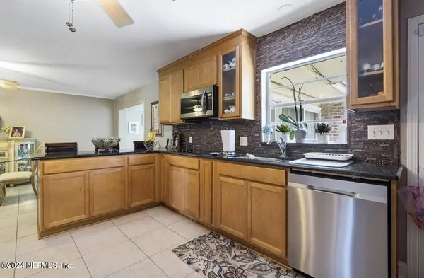 3632 LEEWOOD LN, Jacksonville, FL 32217