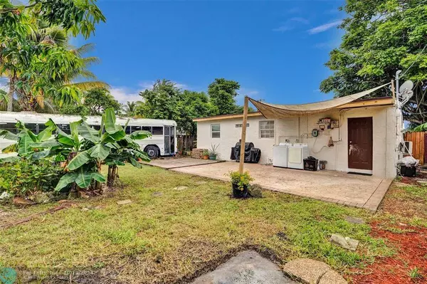 3761 SW 45th Ter, West Park, FL 33023