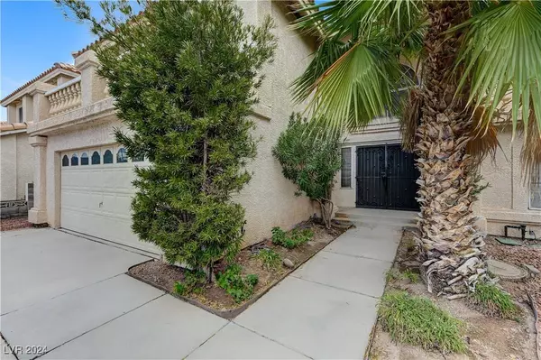 3340 Shallow Pond Drive, Las Vegas, NV 89117
