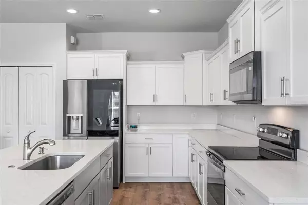 2616 FERN PALM DR, Edgewater, FL 32141