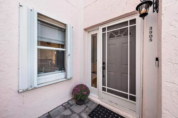 3905 N Fairway DR, Jupiter, FL 33477