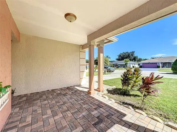 323 MARCUM TRACE DR, Lakeland, FL 33809