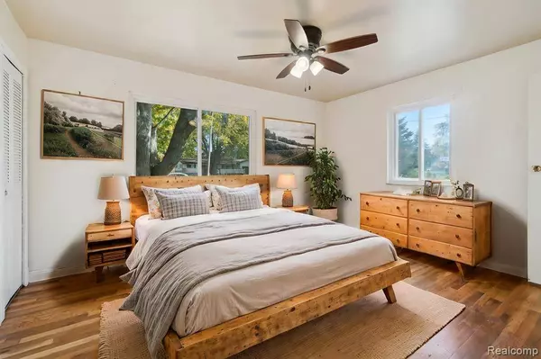 5100 GLEN COVE Lane, Grand Blanc, MI 48507