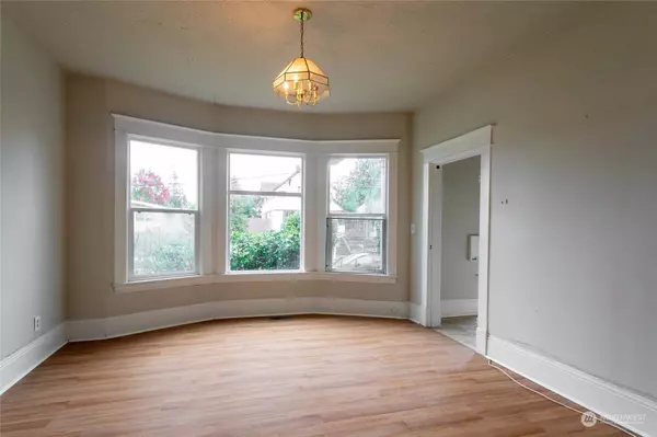 1235 S Ferry ST, Tacoma, WA 98405