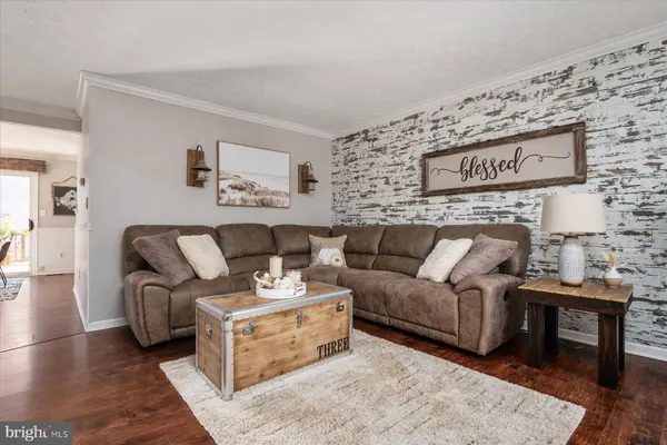 7158 GARDENVIEW CT, Curtis Bay, MD 21226