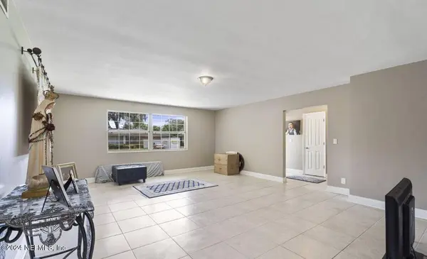 3632 LEEWOOD LN, Jacksonville, FL 32217