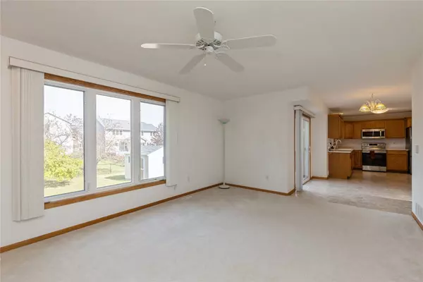 9823 Biscayne Drive, Johnston, IA 50131