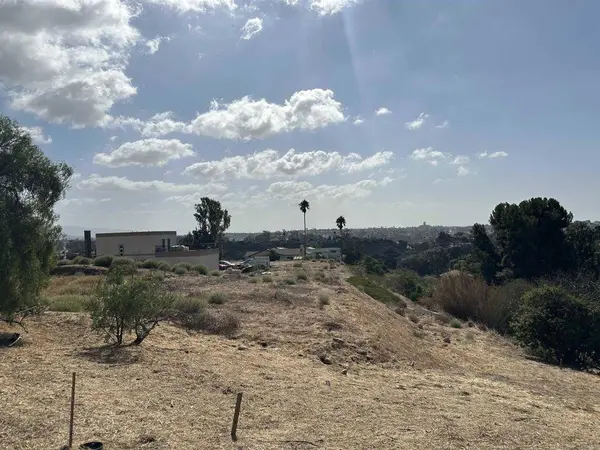 1832 69Th, San Diego, CA 92114